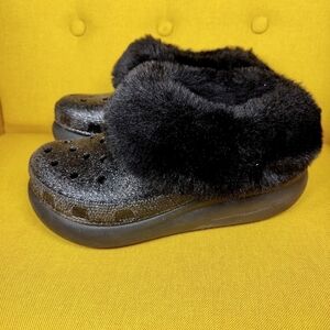 CROCS Furever Crush Faux Fur Black Silver Glitter Unisex Clogs Men's 4 Women's 6